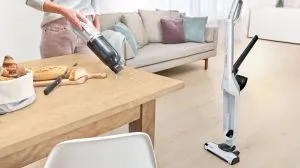Aspirator Bosch BBH3ALL28, Aspirator cu mâna fără fir 2 în 1 Flexxo Gen2 28Vmax, Seria 4, accesorii încorporate, Alb