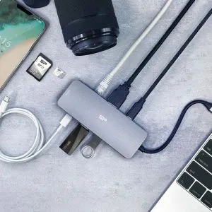 Stație de andocare Silicon Power SR30 8 în 1 USB-C, HDMI 4K, USB 3.2, port Ethernet, slot MicroSD