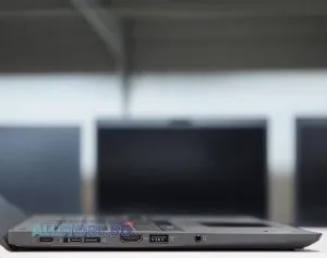Lenovo ThinkPad T14s Gen 2, Intel Core i5, 16GB LPDDR4X, 512GB M.2 NVMe SSD, Intel Iris Xe Graphics, 14