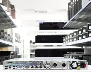 HP ProLiant DL360p Gen8, Intel Xeon 6-Core E5, 32GB RDIMM DDR3, FĂRĂ HDD SAS 2.5", montare în rack 1U, grad A
