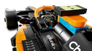 LEGO Speed Champions 2023 - Mașină de curse McLaren Formula 1 - 76919