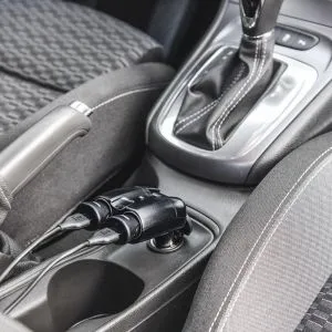 HAMA Splitter 1:2 pentru brichetă auto, 180 °, 12 V, 223403