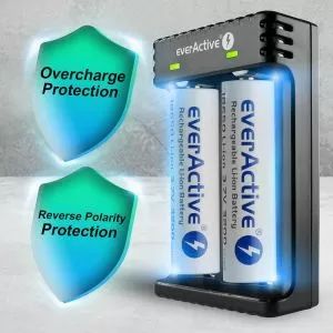 Încărcător pentru baterii LiIon 3.7v CR18650,CR123,14500 2 prize USB micro LC-200 EverActive