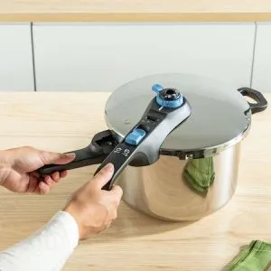 Oală Tefal P2580701, SECURE TRENDY 6L TEFAL AQUA BLU