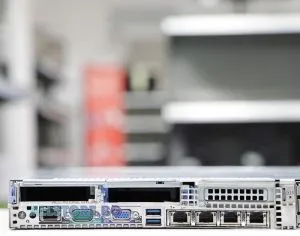 Dell PowerEdge R640, 2x Intel Xeon 14-Core Gold, 512GB RDIMM DDR4, No storage SAS 2.5", Rack Mount 1U, Grade A