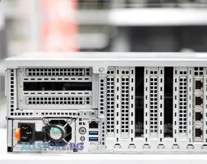 Dell PowerEdge R940, 4x Intel Xeon 24-Core Platinum, 1TB RDIMM DDR4, No storage SAS 2.5", Rack Mount 3U, Grade A