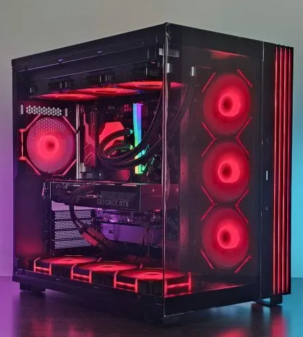 Ryzen 7-7800X3D/RTX 5070/SSD 1TB/RAM 32GB/B850 Wi-Fi/ Геймърски компютър DarkReaper D2