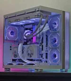 RTX 5070/ Ryzen 7-7800X3D/ RAM 32GB/ SSD 2TB/ B850 Wi-Fi/ Gaming PC WhiteReaper 125