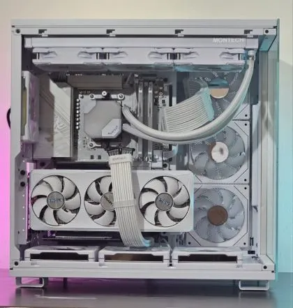 RTX 5070/ Ryzen 7-7800X3D/ RAM 32GB/ SSD 1TB/  Геймърски компютър WhiteReaper S4