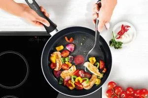 Тиган Tefal C3110253 FP20 B LOU ILC FORCE RECYCLED B