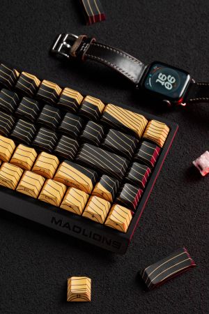 Madlions Professional Gaming Mechanical Keyboard MAD 68 HE Contour Flagship - 8K, Magnetic Amber Pro [Linear]
