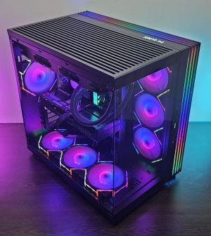 Ryzen 7-9800X3D/RTX 5070/SSD 1TB/RAM 32GB/B850 Wi-Fi/ Геймърски компютър DarkReaper D3