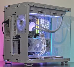 RTX 5070/ Ryzen 7-7800X3D/ RAM 32GB/ SSD 2TB/ B850 Wi-Fi/ Gaming PC WhiteReaper 125