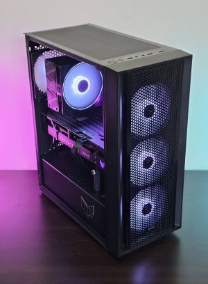 RTX 5070 12GB/ Ryzen 7-7800X3D/ RAM 32GB/ SSD 1TB/ 1000W  - Геймърски компютър DarkReaper Z2