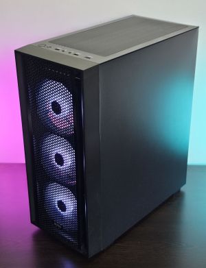RTX 5070 12GB/ Ryzen 7-7800X3D/ RAM 32GB/ SSD 1TB/ 1000W  - Геймърски компютър DarkReaper Z2