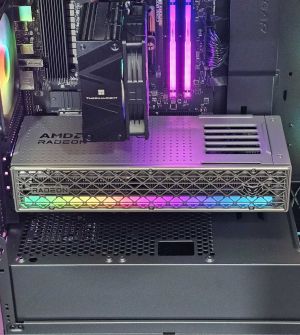 RX 9070 16GB/ Ryzen 7-7700 / RAM 32GB/ SSD 1TB/ 850W 80 Plus Gold / Геймърски компютър - Aorora S3