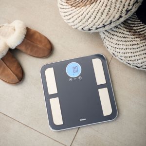 Везна Beurer BF 195 diagnostic bathroom scale; round LCD display; Weight, body fat, body water, muscle percentage, bone mass, AMR calorie display; 180 kg