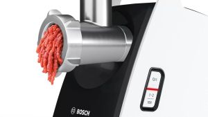 Месомелачка Bosch MFW3X15B, Meat mincer, CompactPower 2000 W, 2,5 kg/min, Fruit press, Sausage attachment, Reverse function, White, black