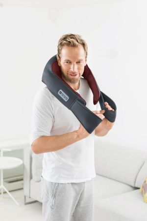 Масажор Beurer MG 151 3D Shiatsu massager;for shoulders, neck, back and legs; 3D massage heads; 8 rotating Shiatsu massage heads; Clockwise/anti-clockwise rotation; 3 levels; automatic switch-off; light and heat function