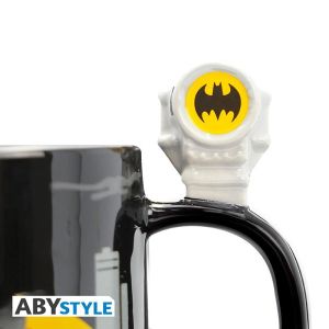 DC COMICS Mug 3D handle Bat-Signal & Batman, 460 ml