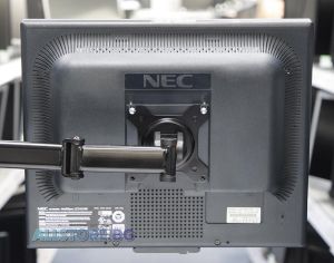 NEC 1970V, 19" 1280x1024 SXGA 5:4, argintiu/negru, grad B incomplet