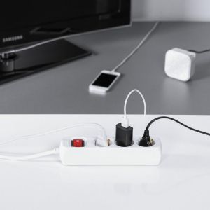 Power Strip HAMA, 3-Way, with switch, 5 m, 108815