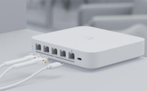 Gateway Ubiquiti UXG-Max UniFi