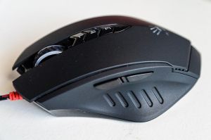 Mouse pentru jocuri Bloody V8M, optic, cu fir, USB