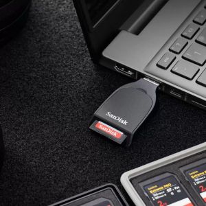 Extreme PRO SD Card USB-C Reader, USB-A, SD-SDDR-C731-GN6NN, QuickFlow™ SD UHS-I Card USB-A Reader